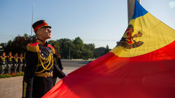 6 iulie - Autoritățile au decretat zi de DOLIU NAȚIONAL