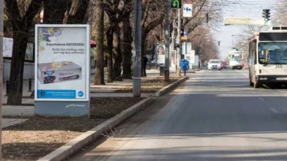 panou publicitar