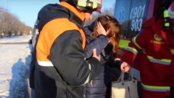 Femeie accidentată cu un om
