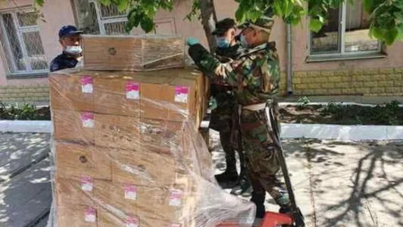 Ambasada Marii Britanii donează echipament de protecție pentru Ministerul Apărării