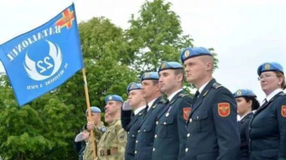Militari