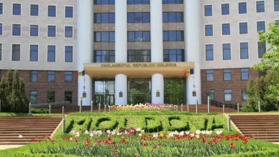 Autorităţile de la Chişinău