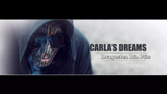 un om vopsit pe față