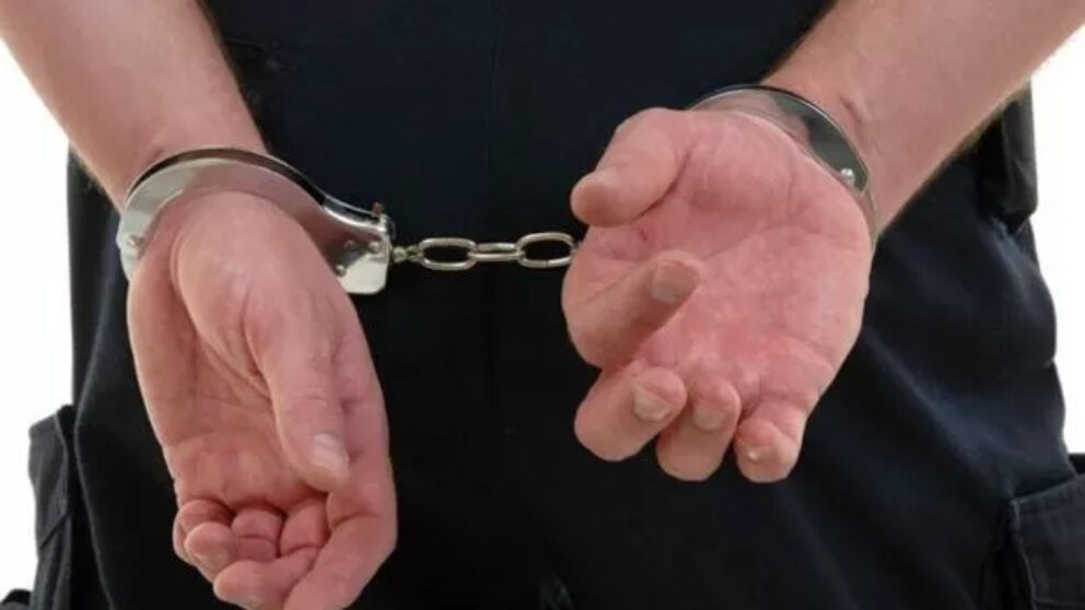 Cătușe infractori