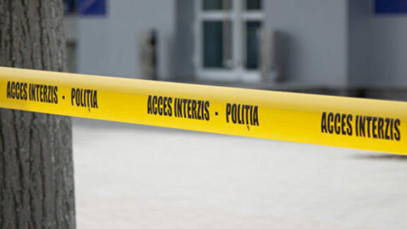 Caz tulburător la Taraclia. Trei tineri ar fi violat o adolescentă