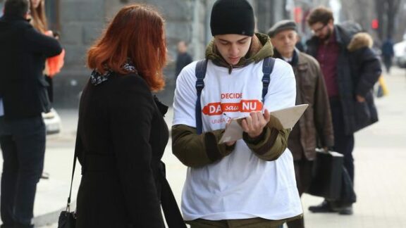 consultarea chișinăuienilor pe subiectul unirii cu România
