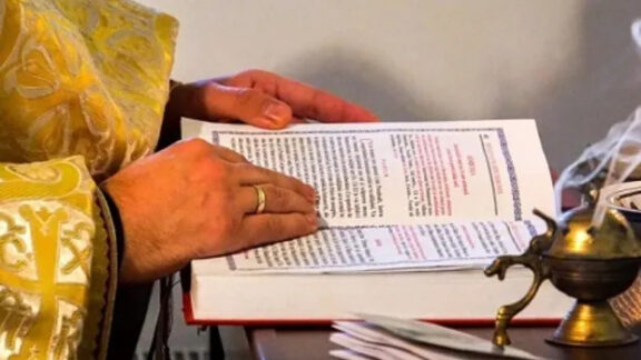 Din 10 mai vor fi permise slujbele religioase