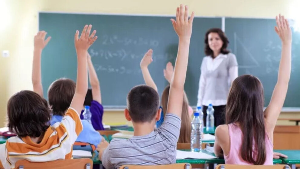 Elevi la şcoală