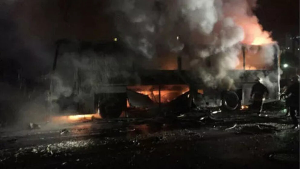 Autobuzul explodat