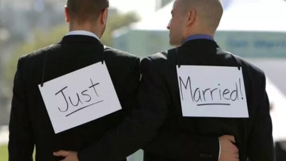 Căsătorie homosexuali