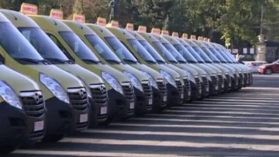 Mașini donate guvernul României