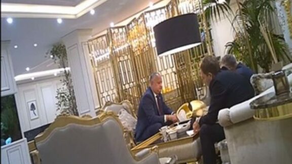 Igor Dodon Vlad Plahotniuc PD PSRM federalizare Republica Moldova condiții