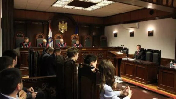 Liceenii în vizită la Curtea Constituțională