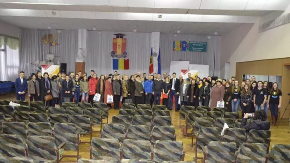 În premieră