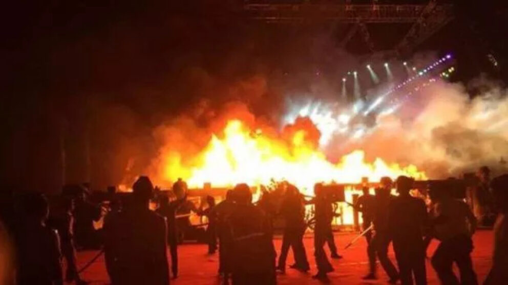 Incendiu India