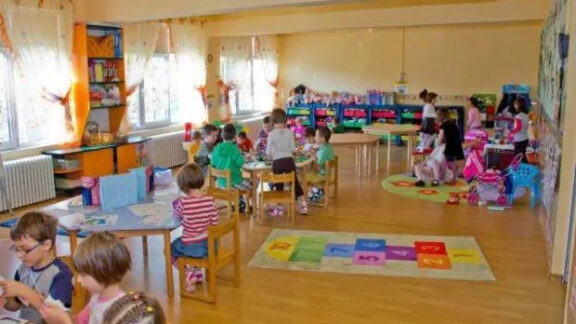 Grădiniță renovată banii României