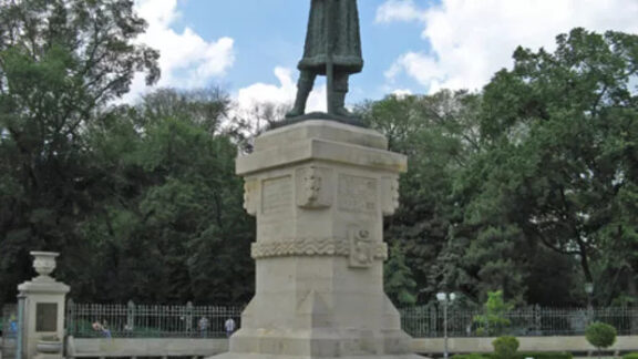 Monumentul lui Ștefan cel Mare și Sfânt