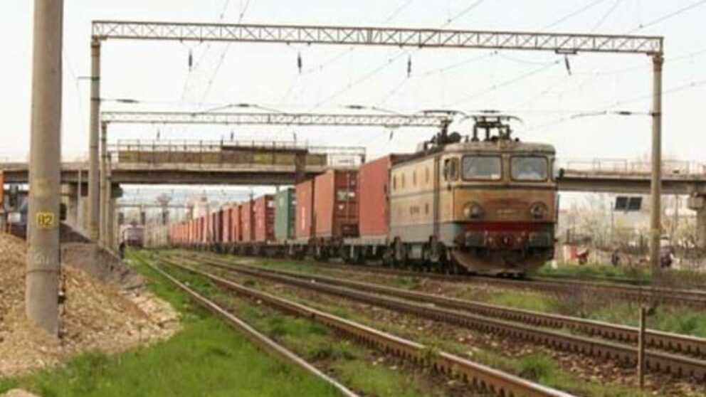 lovită de un tren