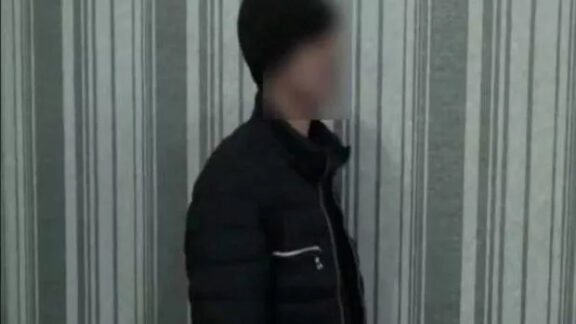 a furat din biserica