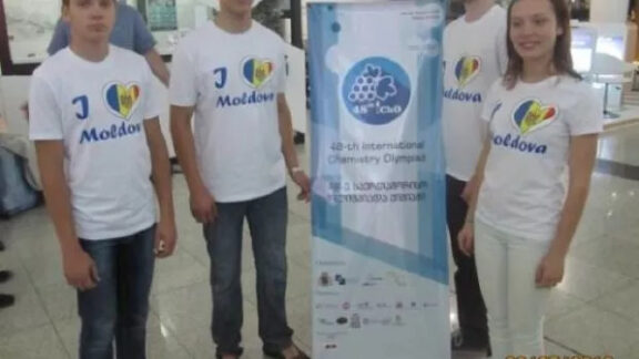 Trei elevi din Republica Moldova au câștigat medalii de bronz la Olimpiada Internațională de Chimie