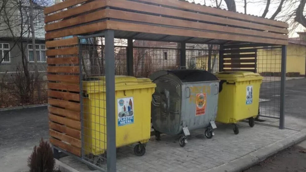 Platformele pentru colectarea deşeurilor menajere
