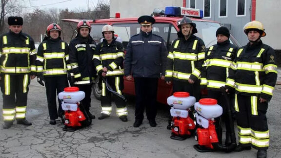 Pompierii din cadrul Detașamentului de salvatori din sectorul Ciocana au primit cinci dispozitive pentru stingerea incediilor