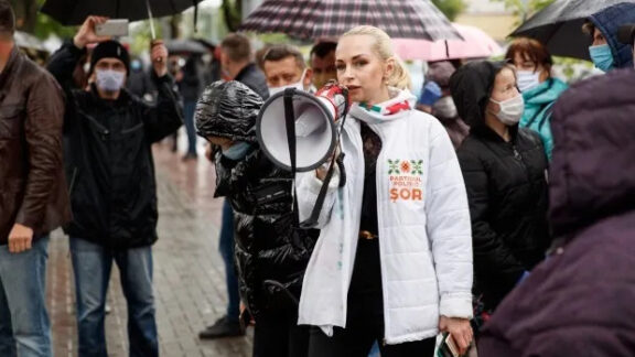 Protest împotriva lui Dodon