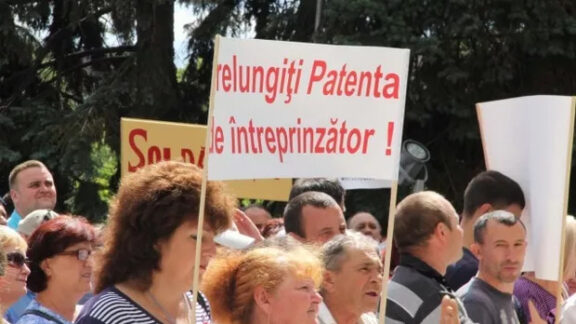 Protest pentru prelungirea patentei de întreprinzător