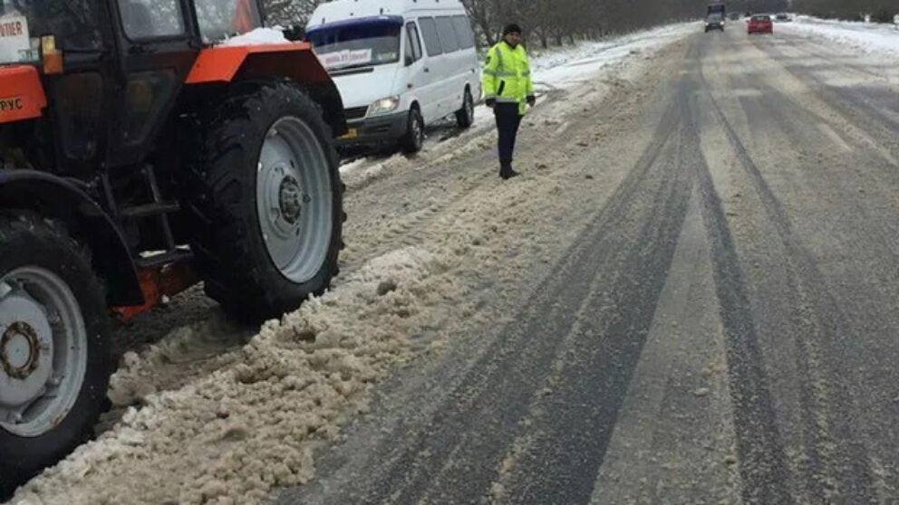 Recomandări pentru cetățenii care pornesc la drum înainte de Paștele Blajinilor
