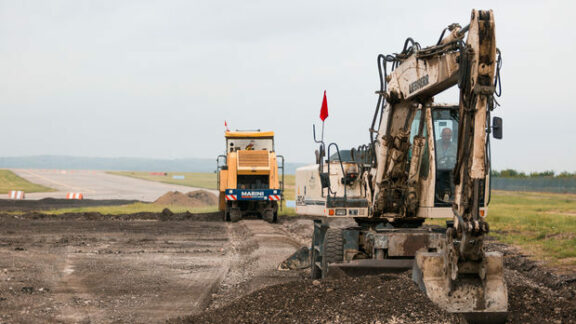 Reconstrucţia celei de-a doua piste a Aeroportului Chişinău
