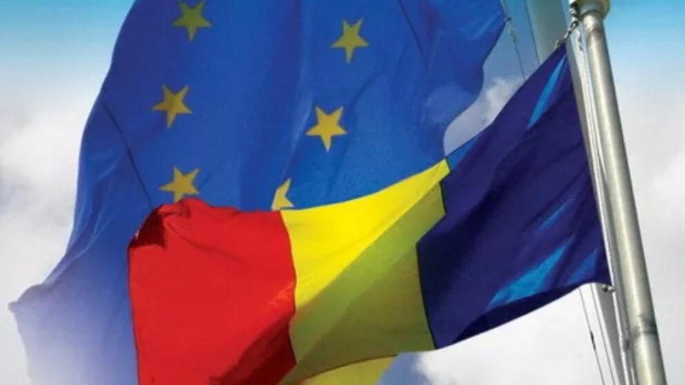 Drapelul României și al Uniunii Europene