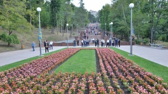 Scara de granit din Parcul „Valea Morilor”