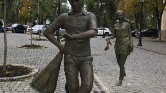 monument al îndrăgostiților