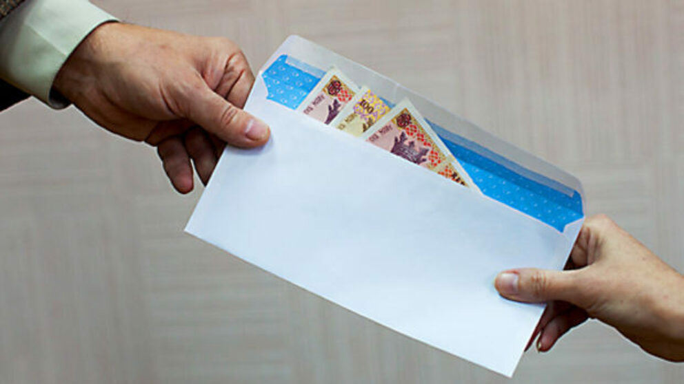 Refuză salariul în plic - cere să-ţi fie respectate drepturile!