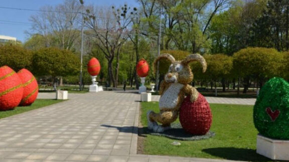 Silvia Radu: „Anul acesta renunțăm la decorațiunele Pascale din cauză că ar fi prea scumpe”