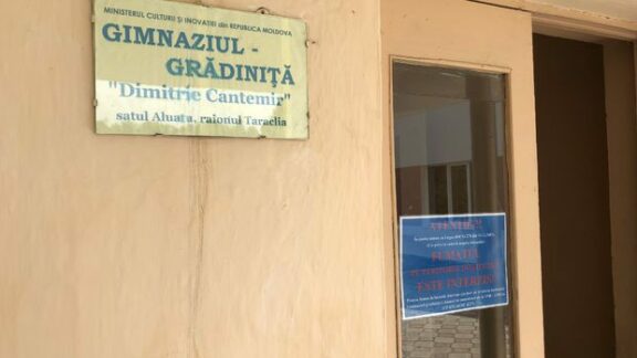 Soluții pentru școala din Aluatu! Ministerul dă asigurări că nu va fi închisă