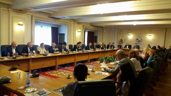 (VIDEO) În Parlamentul României s-a vorbit despre UNIRE