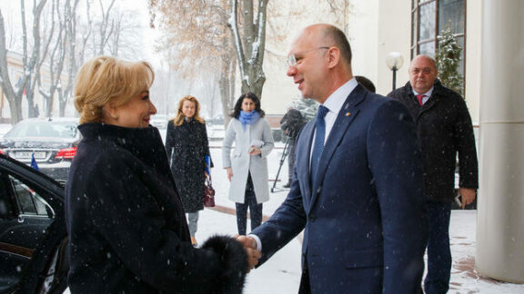 (FOTO /VIDEO) Viorica Dăncilă la Chișinău: „Relația dintre Republica Moldova și România este una specială”