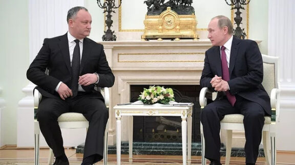 Putin Dodon