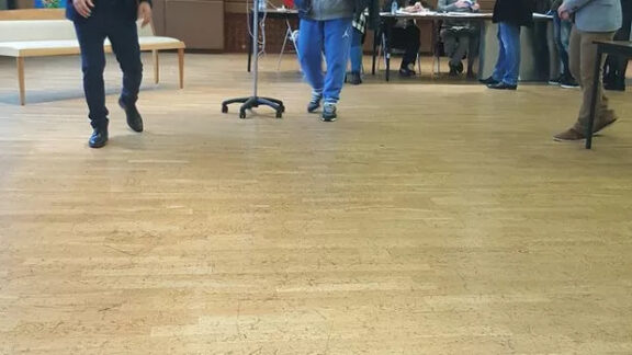 Votează cu perfuzie