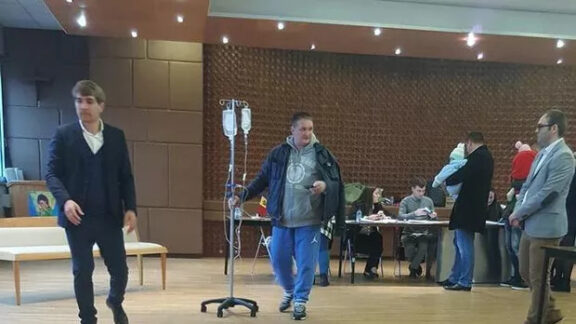 Votează cu perfuzie