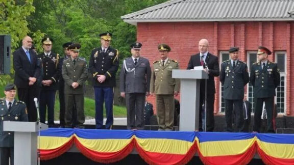 Ziua Uşilor Deschise la Academia Militară